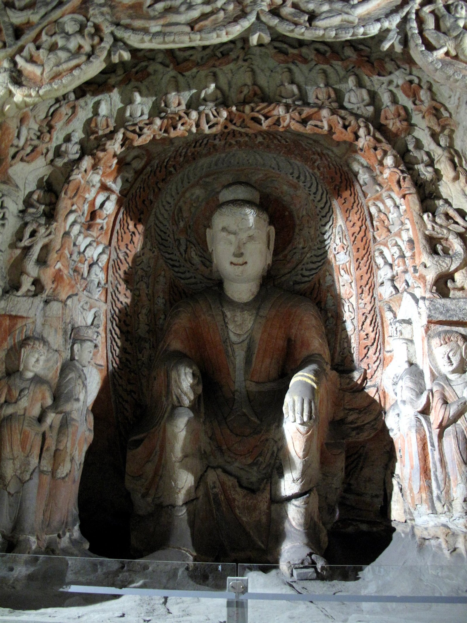 Yungang carvings.