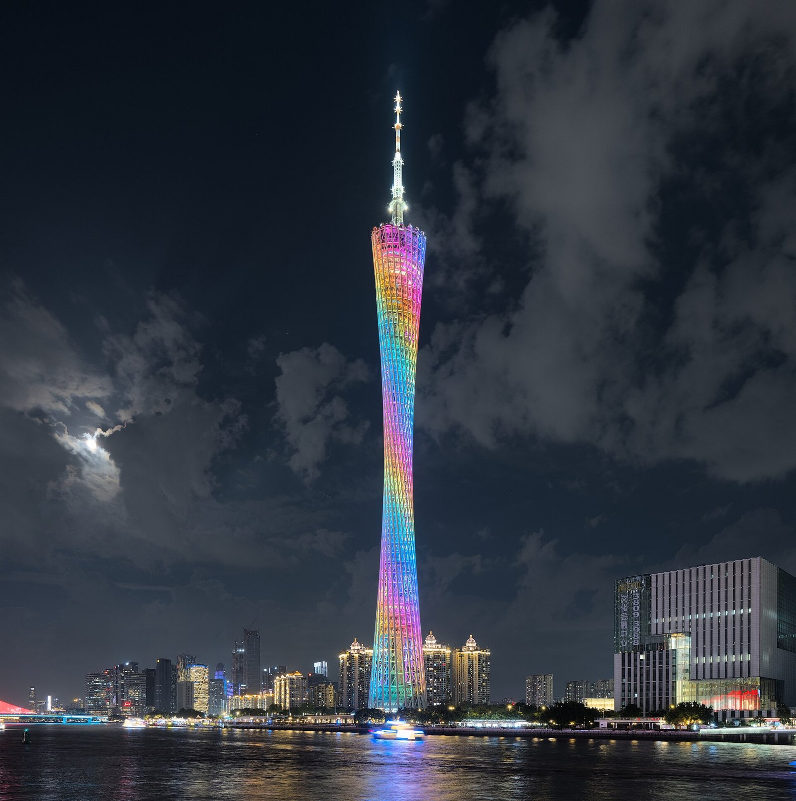 Canton Tower Pearl River.