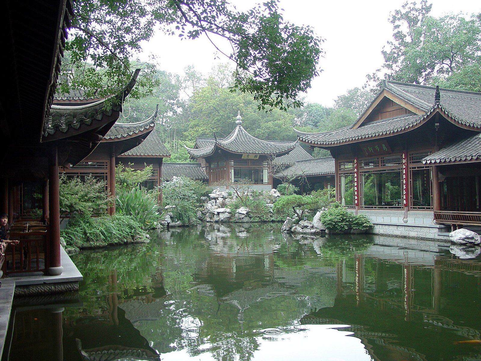 West Lake Flower Harbor.